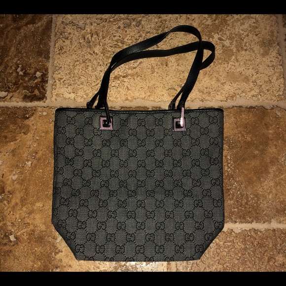 SOLD —Authentic Gucci compact tote - Picture 3 of 7